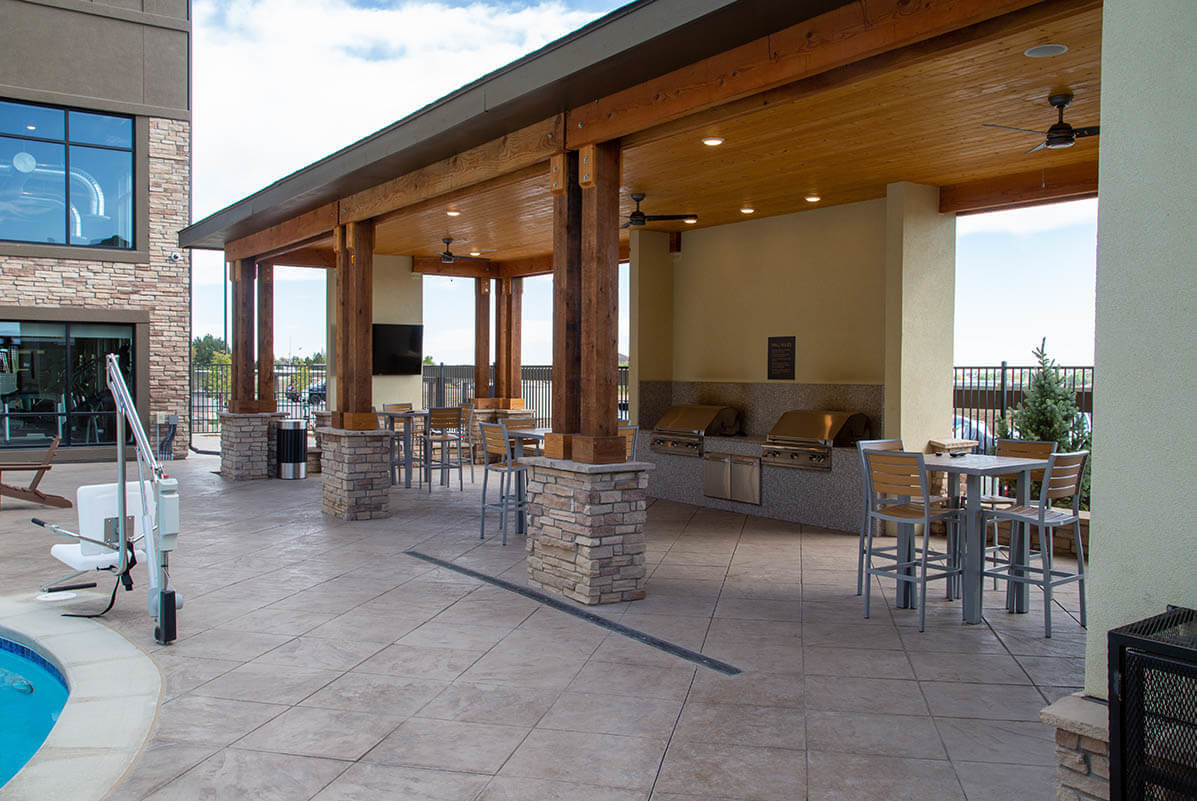 Rise Luxury Apartments poolside